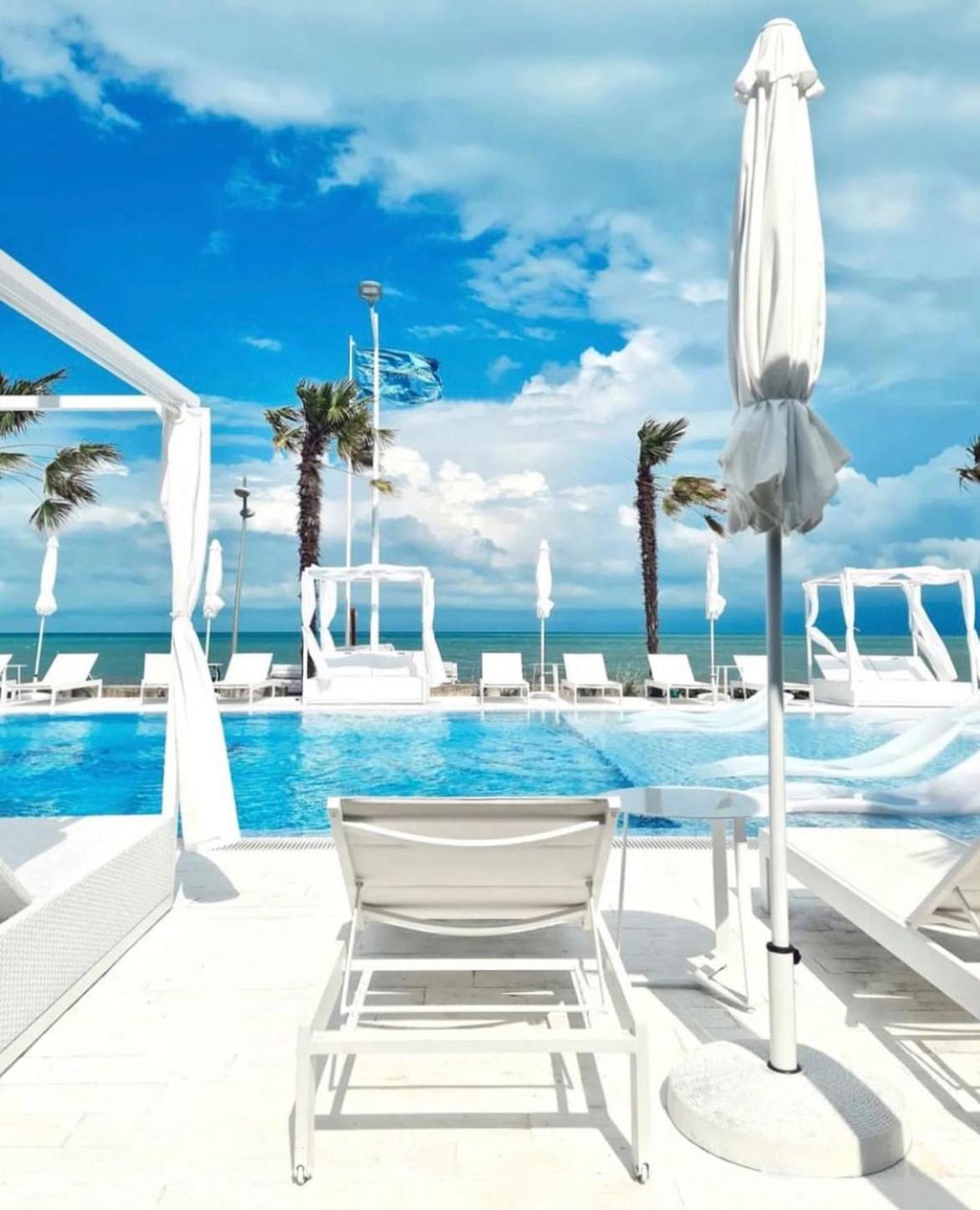 Cемейный Номер С Балконом На 4 Чел Dreamland Oasis Chakvi Exterior foto